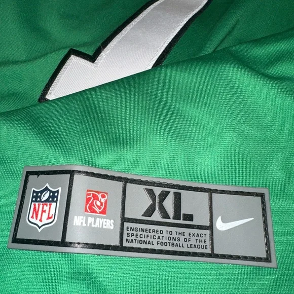 Philadelphia Eagles Green NFL Jersey - Picture 4 of 9